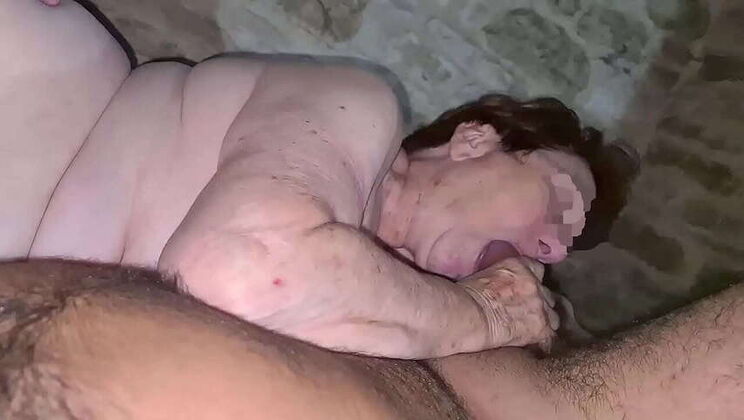 AMATEUR GRANNY: 80-YEAR-OLD REDHEAD WITH ANAL SEX & FOOT FETISH
