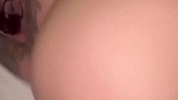 Daddy, cum on my pussy!